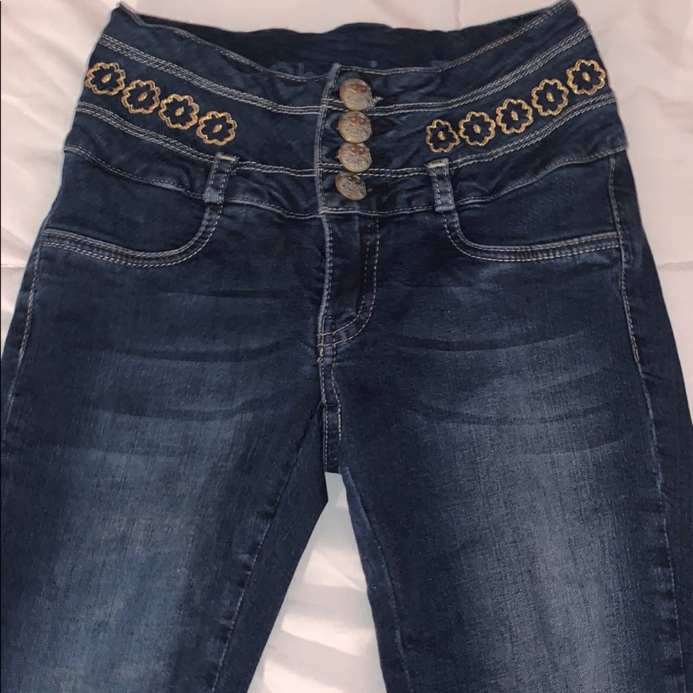 AyGuey! Skinny Jeans